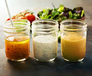 Confira estas receitas incríveis de molho para saladas com Olibi.